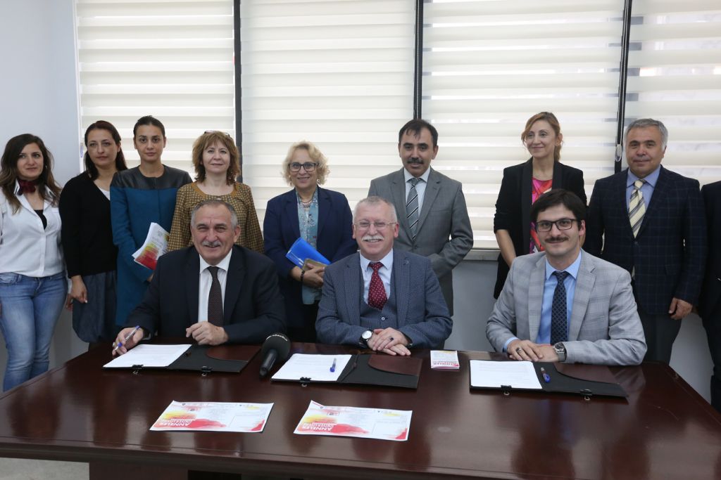 ‘Anneler Üniversitede Projesi' Protokolü İmzalandı