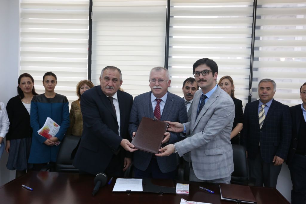 ‘Anneler Üniversitede Projesi' Protokolü İmzalandı