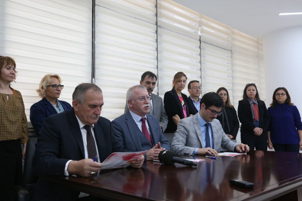 ‘Anneler Üniversitede Projesi' Protokolü İmzalandı