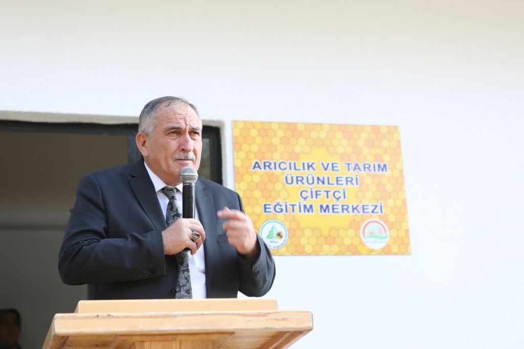 Arıcılık ve Tarım Ürünleri Çiftçi Eğitim Merkezi hizmete girdi