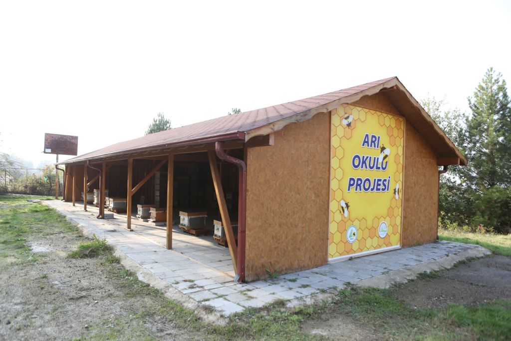 Arıcılık ve Tarım Ürünleri Çiftçi Eğitim Merkezi hizmete girdi