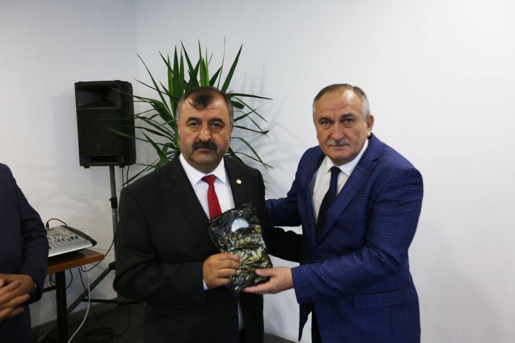 Başkan Yılmaz 19 Ekim Muhtarlar Günü'nü kutladı