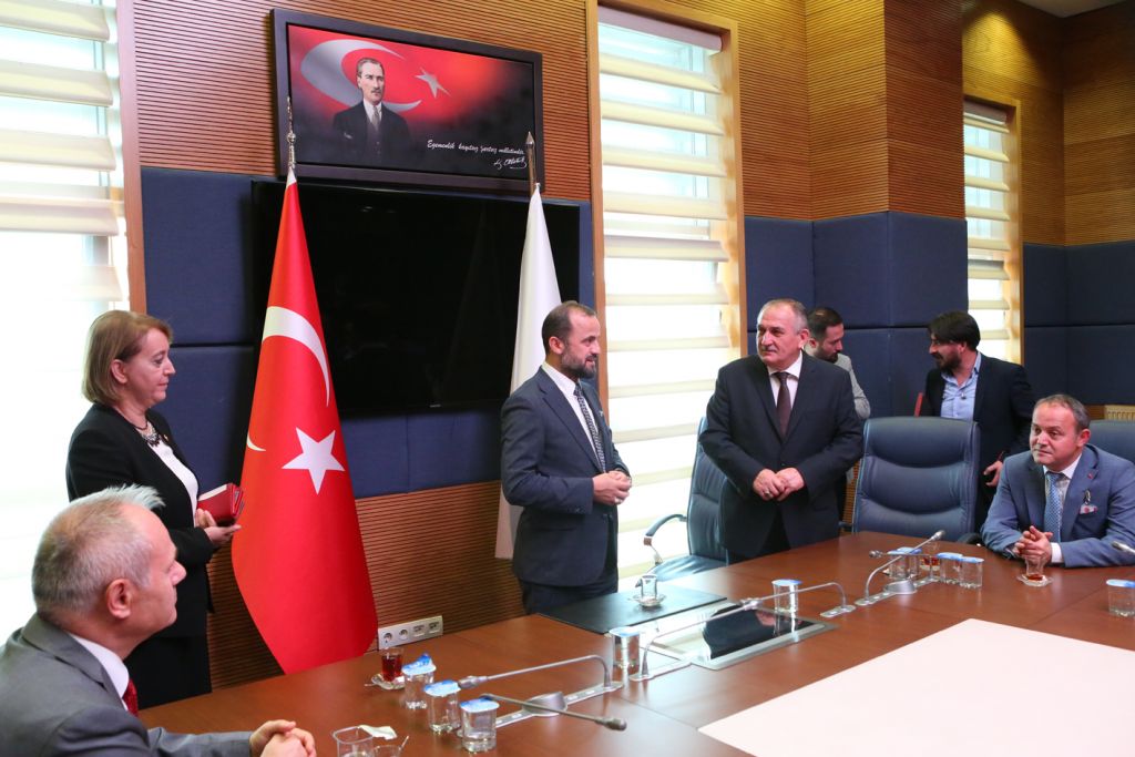 Bolu Belediye Başkanı Alaaddin Yılmaz'dan milletvekillerine ziyaret