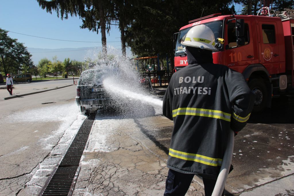 Bolu İtfaiyesi 2 bin 138 olaya müdahale etti