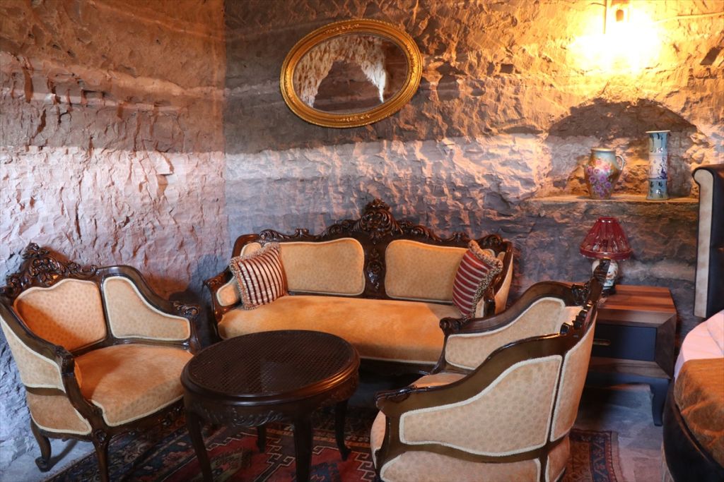 Kaya evlerde 3200 yıl öncesine yolculuk