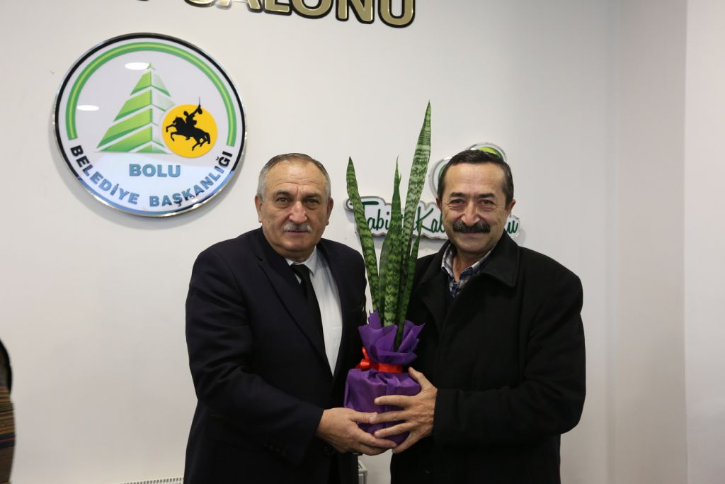 Başkan Yılmaz'dan 24 Kasım Öğretmenler Günü onuruna kahvaltı