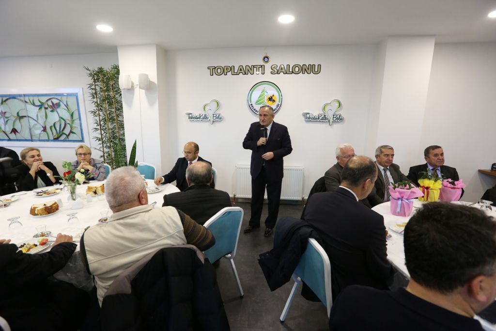 Başkan Yılmaz'dan 24 Kasım Öğretmenler Günü onuruna kahvaltı