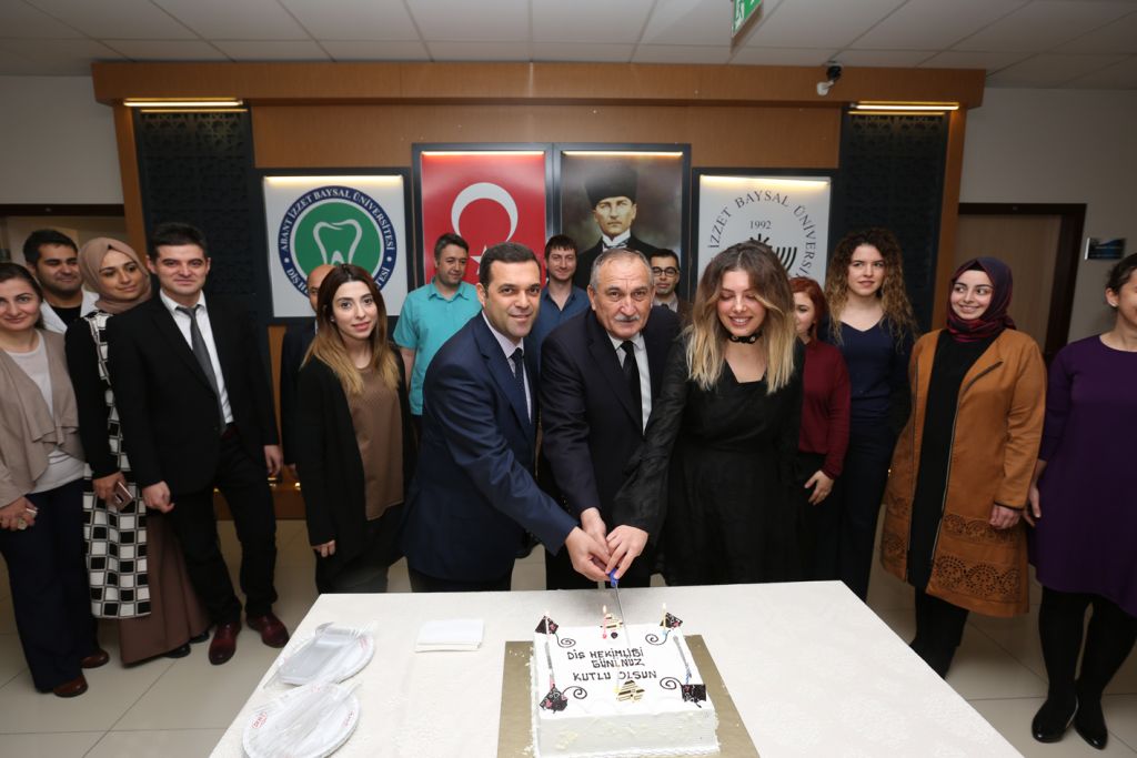 Bolu Belediye Başkanı Alaaddin Yılmaz'dan diş hekimlerine sürpriz ziyaret