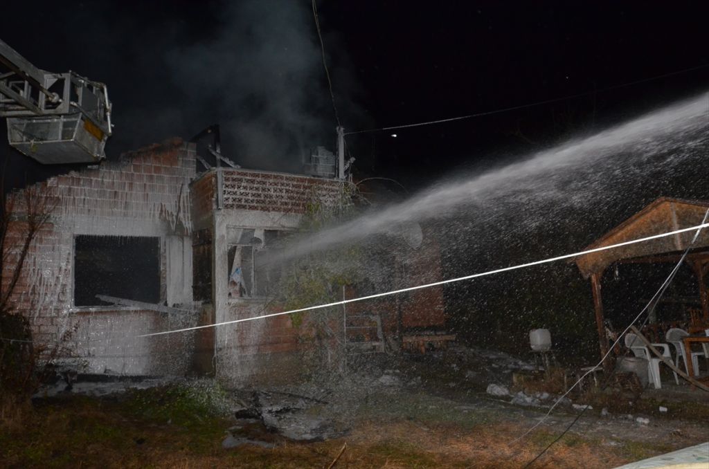 Bolu'da ev yangını