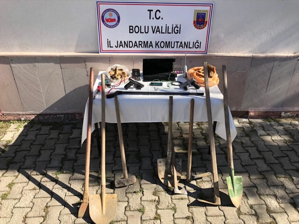 Bolu'da kaçak kazı operasyonu: 9 gözaltı