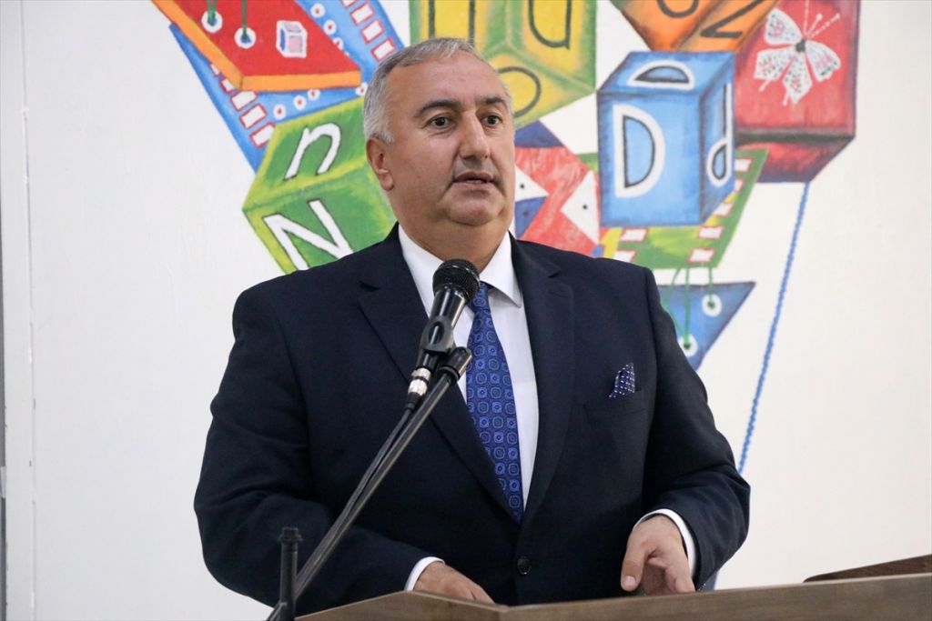 Cezaevi sakinleri özel çocuklar için ter döktü