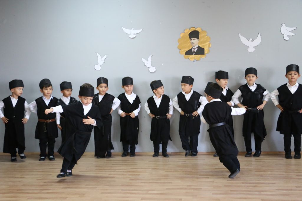 Teşanj ile bağlar güçleniyor