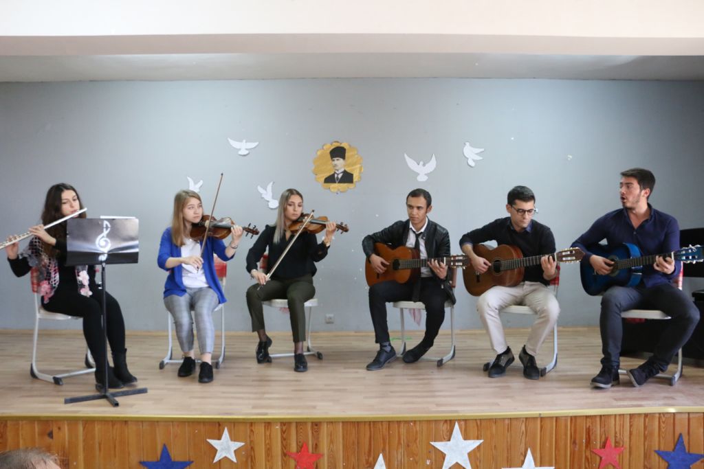 Teşanj ile bağlar güçleniyor