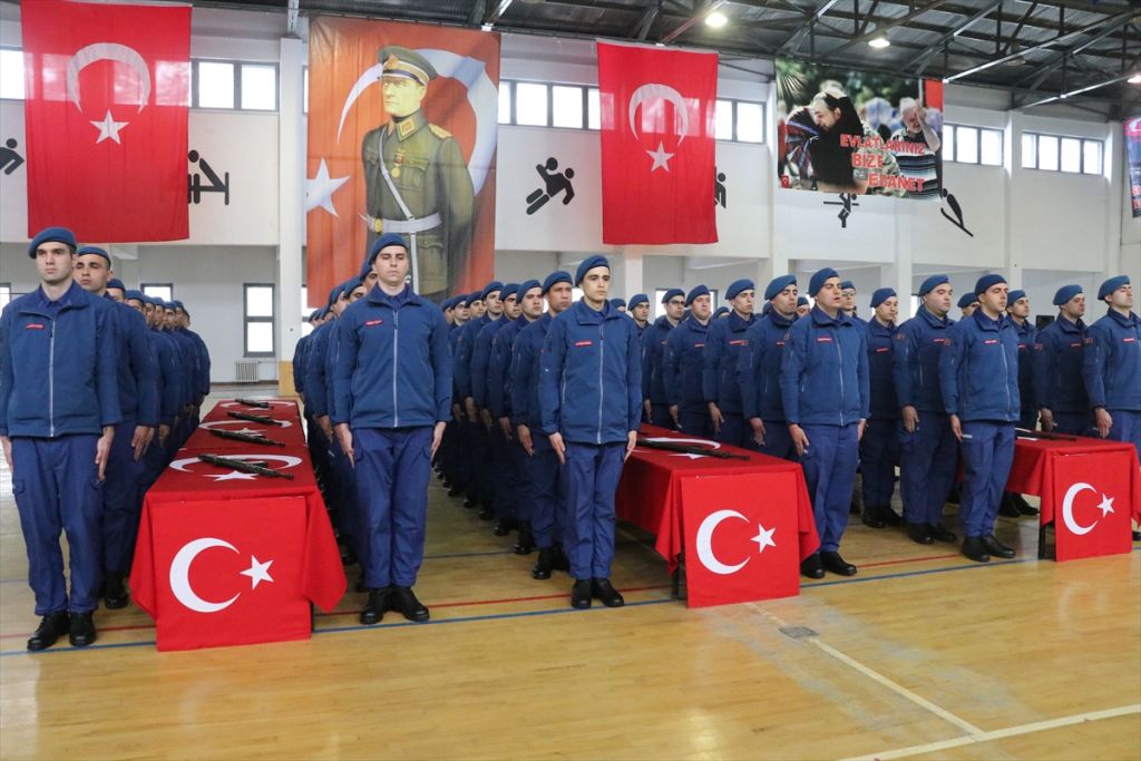 Bolu'da kısa dönem erler yemin etti