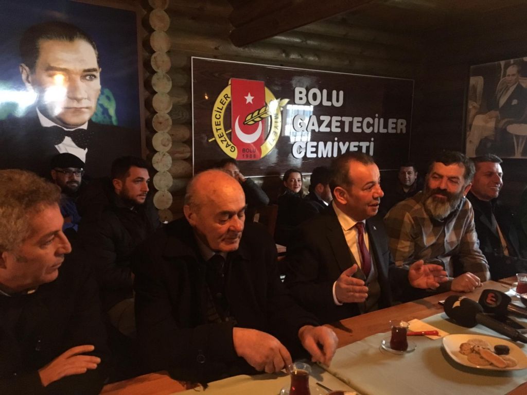 CHP BASIN EMEKÇİLERİ İLE BİR ARAYA GELDİ