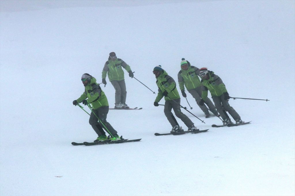 Kartalkaya'da kayak sezonu açıldı