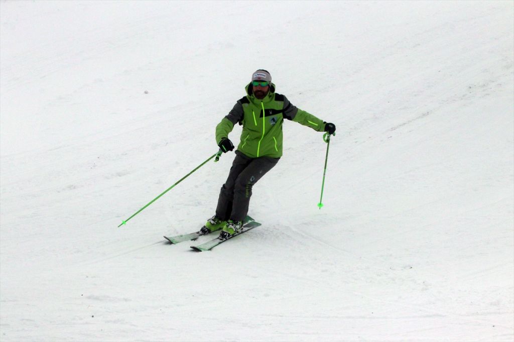 Kartalkaya'da kayak sezonu açıldı