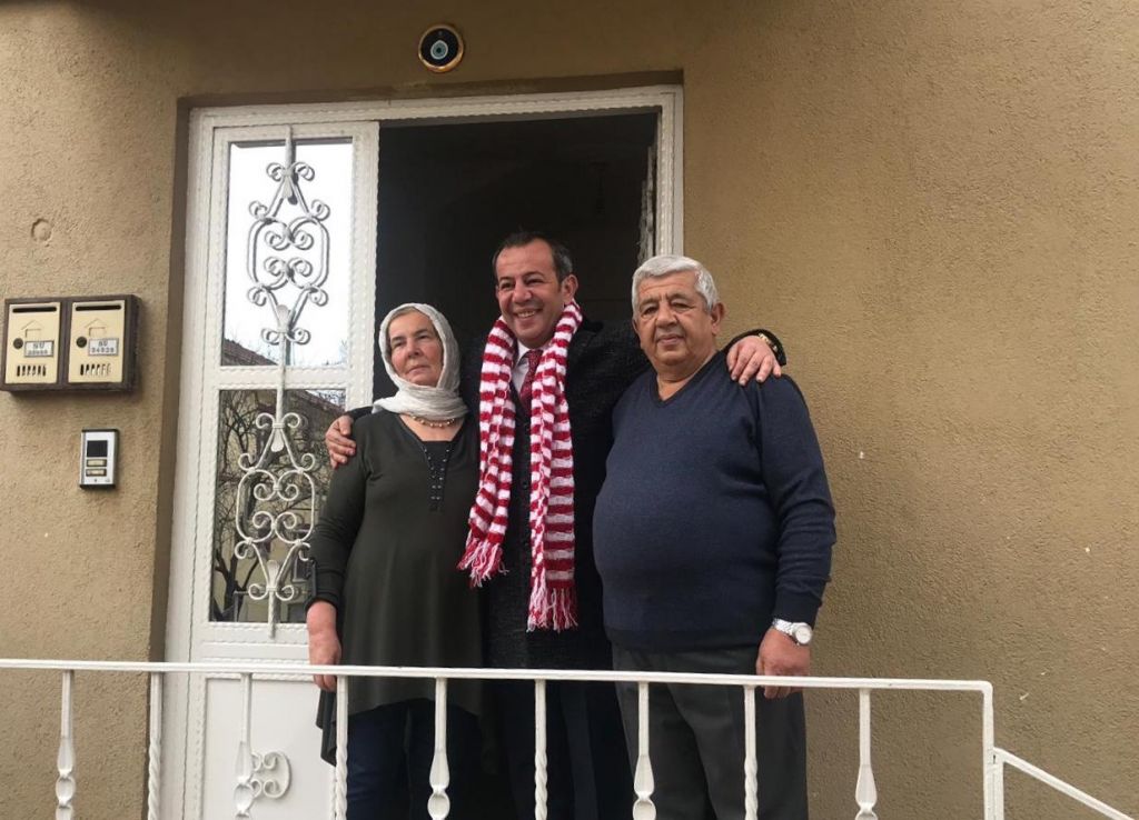 ÖNCE AİLESİ SONRA İZZET BABASI: HAYIR DUALARI ALINDI, ÇALIŞMALAR BAŞLADI