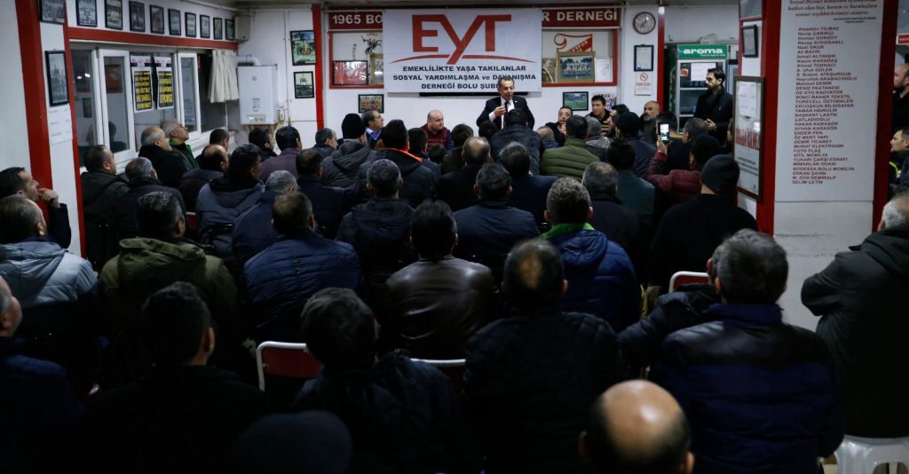 TANJU ÖZCAN EYT'LİLERLE BULUŞTU