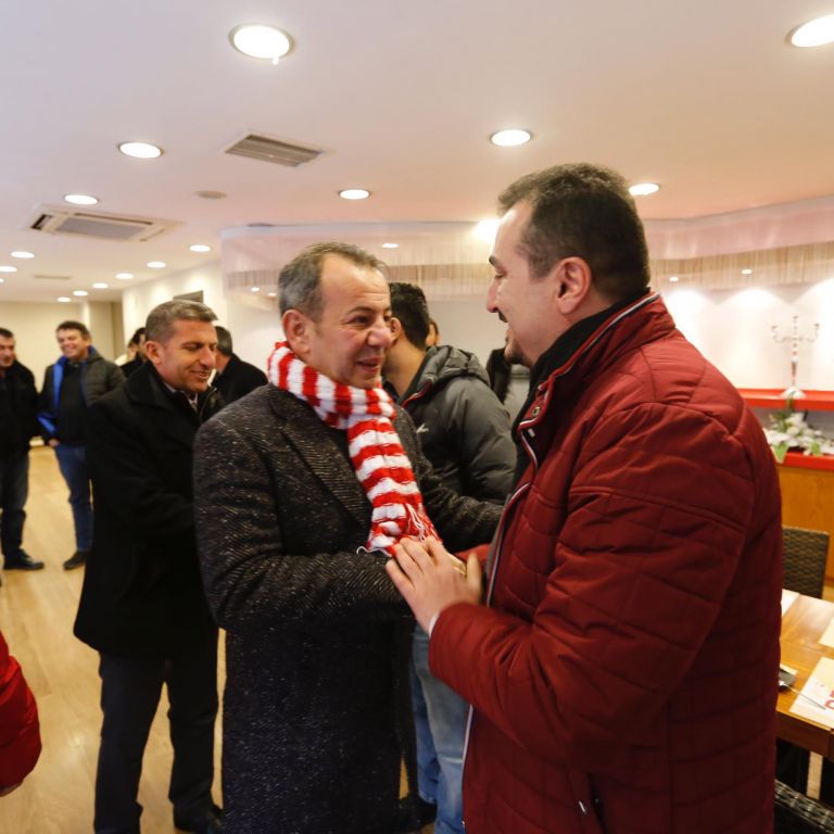 TANJU ÖZCAN FIRINCI ESNAFI İLE BİR ARAYA GELDİ