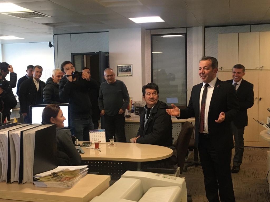 TANJU ÖZCAN: ‘'YATIRIM YAPAN HER FİRMAYA GEREKEN DESTEK VERİLECEK''