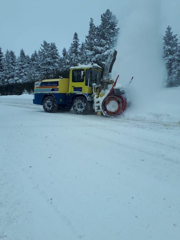 121 KÖY YOLU ULAŞIMA AÇILDI, ÇALIŞMALAR DEVAM EDİYOR