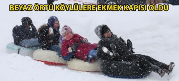 Beyaz örtü köylülere ekmek kapısı oldu