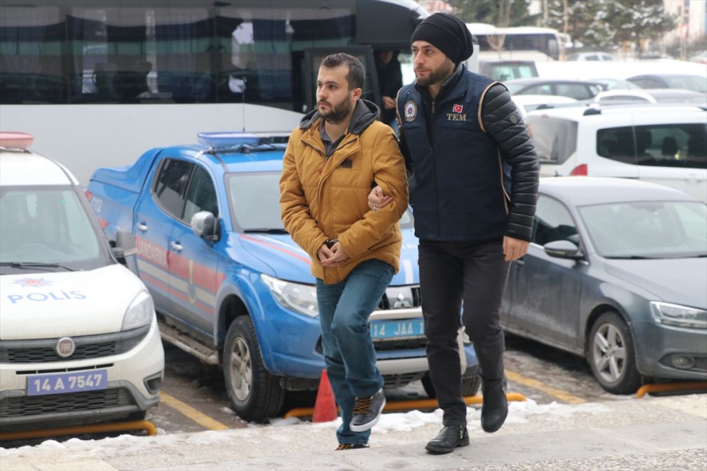 Bolu merkezli FETÖ/PDY operasyonunda gözaltına alınan 13 şüpheli adliyeye sevk edildi