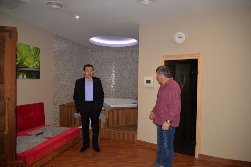 BOLU VALİSİ AHMET ÜMİT KONAKLAMA YERLERİNİ İNCELEDİ