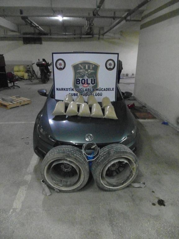 Bolu'da geçen yıl gerçekleştirilen uyuşturucu ile mücadele operasyonlarında gözaltına alınan 273 kişiden 40'ı tutuklandı