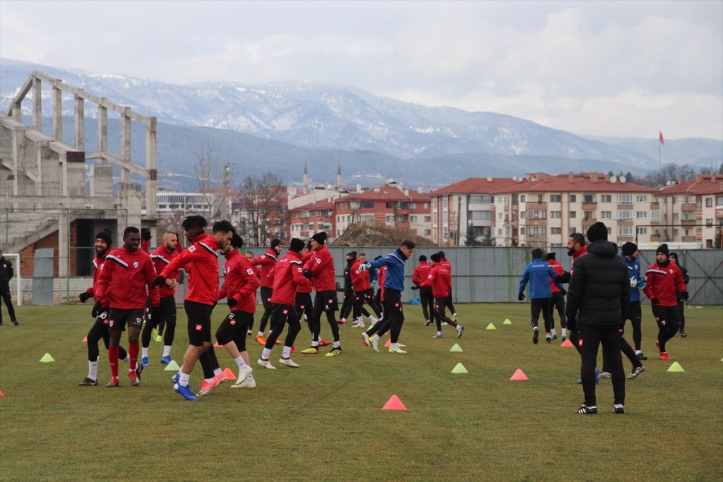 Boluspor Teknik Direktörü Sait Karafırtınalar: 