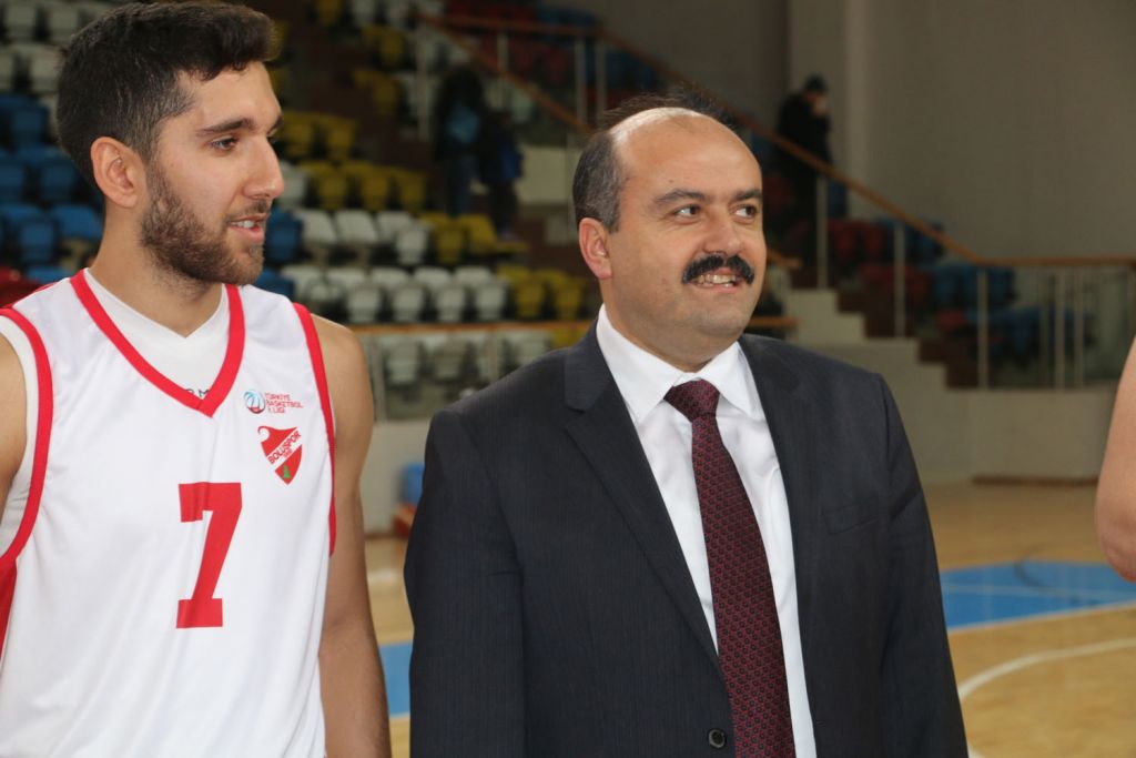 FATİH METİN'DEN DEV ADAMLARA DESTEK