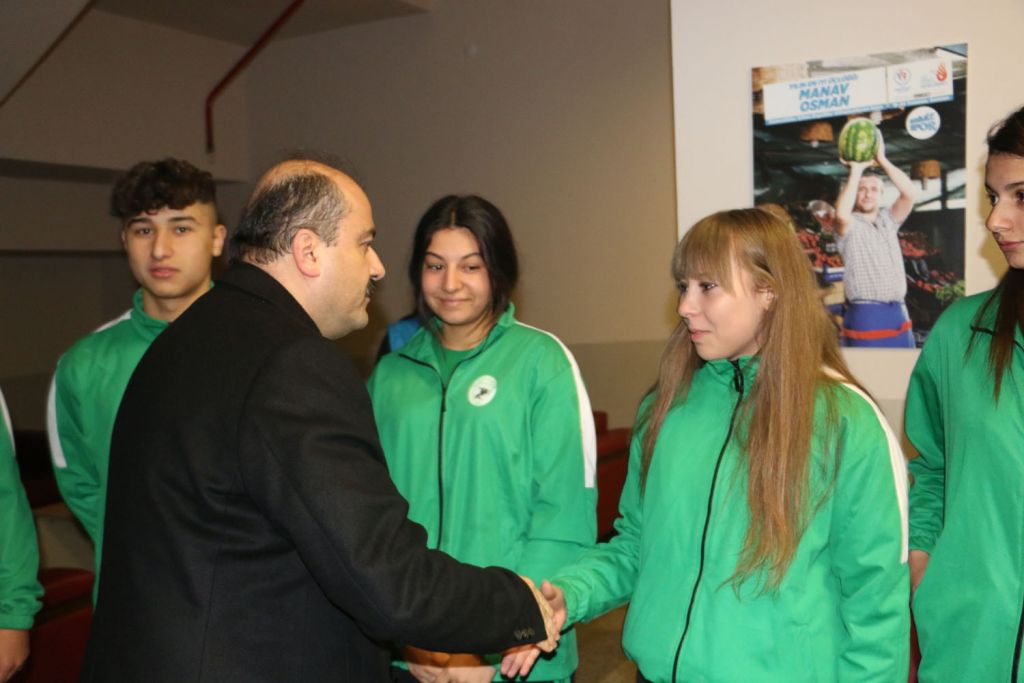 FATİH METİN'DEN DEV ADAMLARA DESTEK