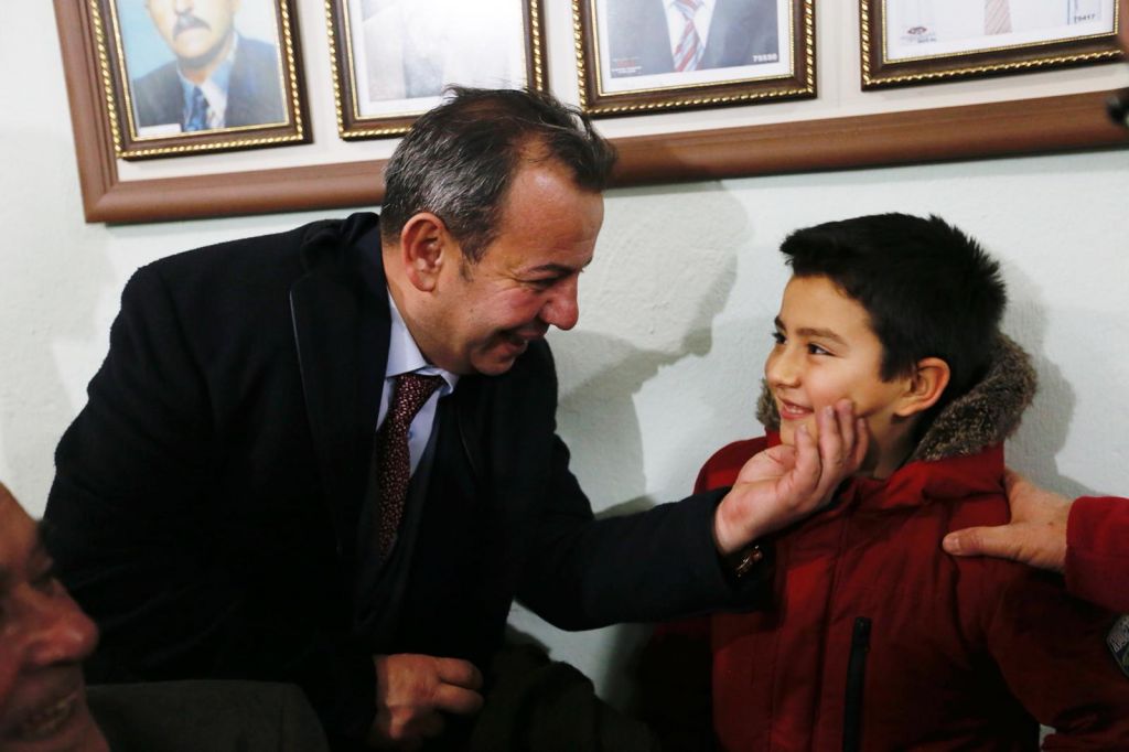 TANJU ÖZCAN: "BİNLERCE GENCİMİZİ İŞSİZLİKTEN KURTARACAĞIZ"