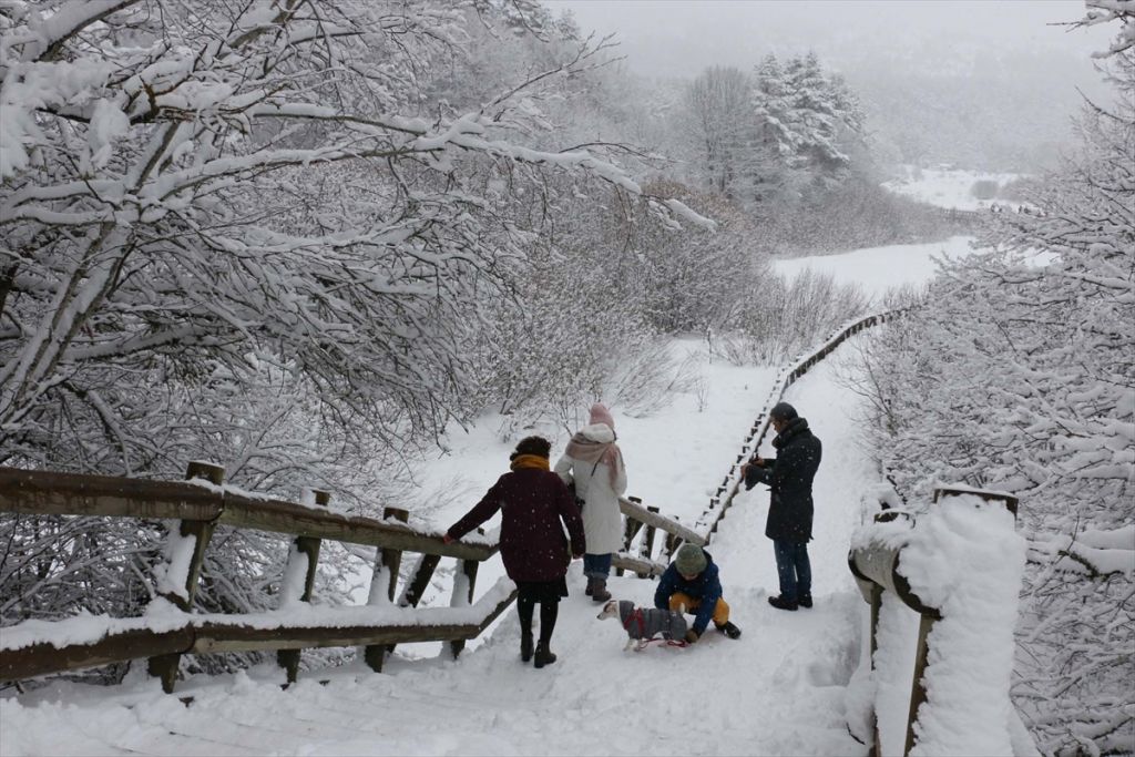 Abant'ta yarıyıl tatili yoğunluğu