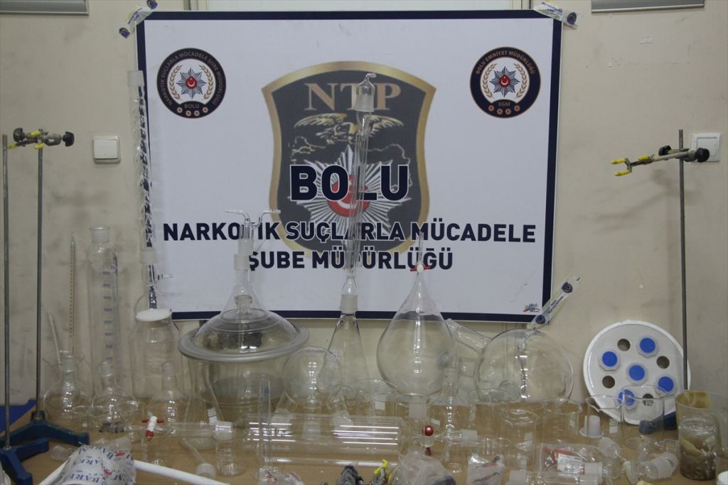 Bolu'da uyuşturucu operasyonu: 38 kilogram uyuşturucu madde ele geçirildi