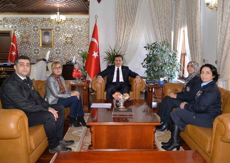 GÜMRÜK MÜDÜRLÜĞÜ'NDEN VALİ ÜMİT'E ZİYARET