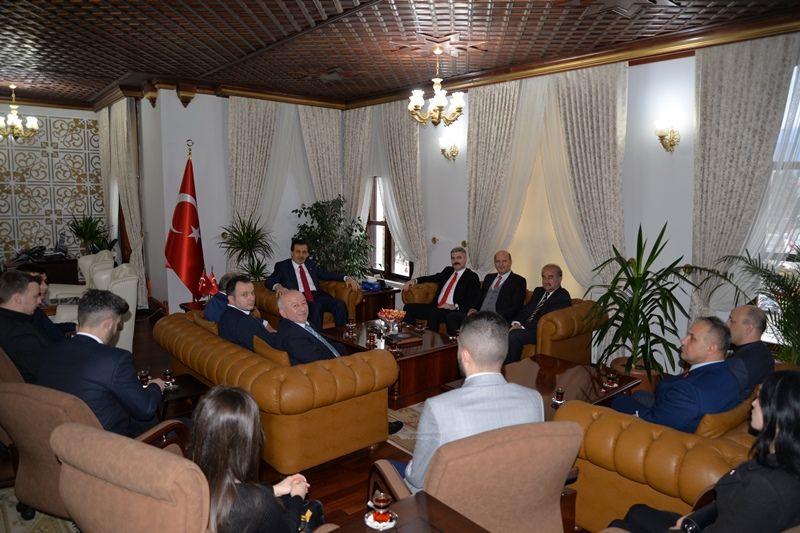 MHP HEYETİNDEN VALİ ÜMİT'E ZİYARET