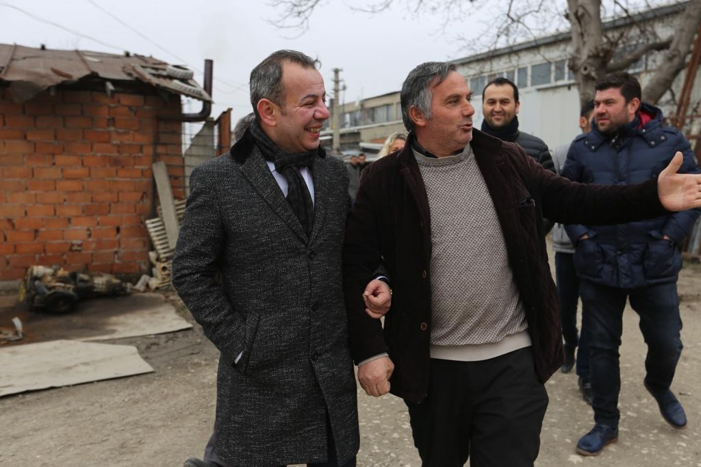 SANAYİDE TANJU ÖZCAN'A BÜYÜK DESTEK