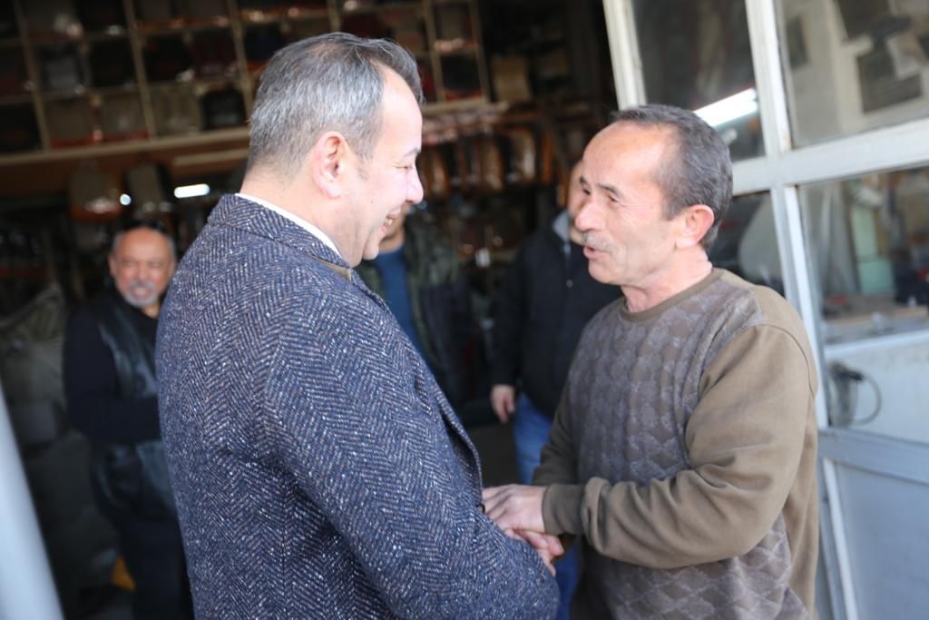 TANJU ÖZCAN SANAYİ ESNAFINI ZİYARET ETTİ