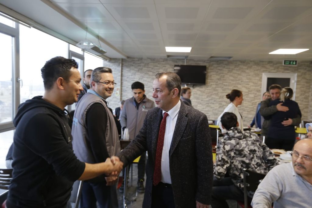 TANJU ÖZCAN'DAN BAŞOĞLU KABLO'YA ZİYARET