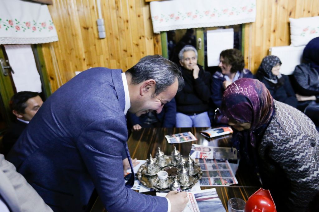 AKPINAR MAHALLESİ'NDEN TANJU ÖZCAN'A TAM DESTEK