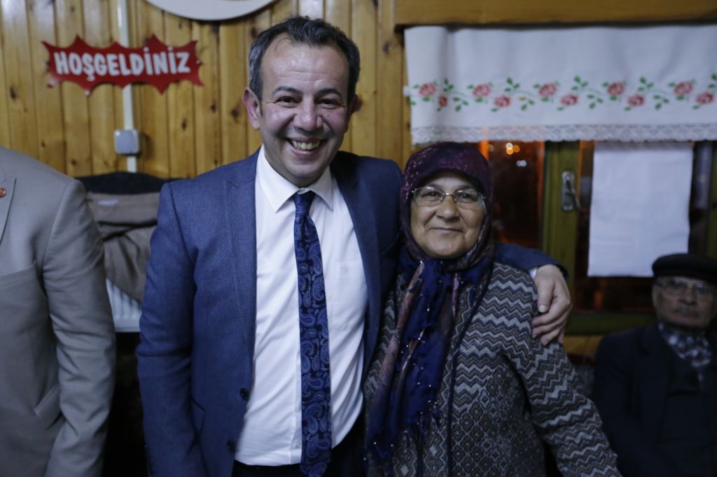 AKPINAR MAHALLESİ'NDEN TANJU ÖZCAN'A TAM DESTEK