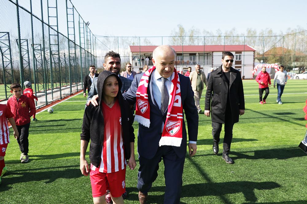 Boluspor Futbol Okulu Düzce'de Açıldı