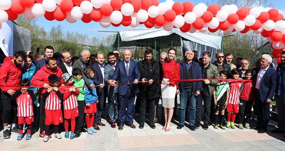 Boluspor Futbol Okulu Düzce'de Açıldı