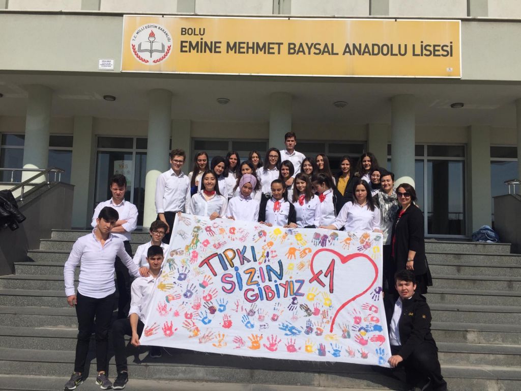 EMBAL'li öğrencilerden özel öğrencilere moral