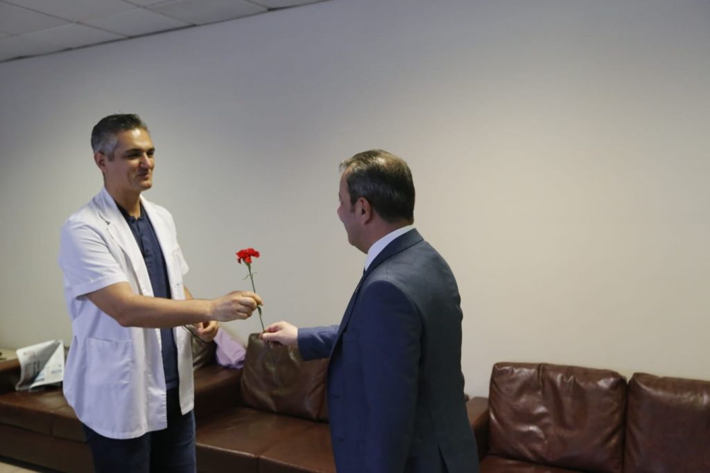 TANJU ÖZCAN 14 MART TIP BAYRAMI'NI KUTLADI