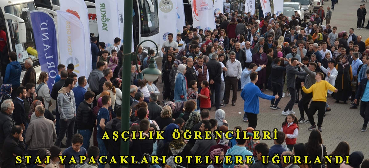 Aşçılık öğrencileri staj yapacakları otellere uğurlandı