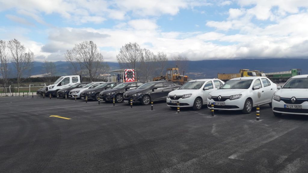 15 adet kiralık araç geri gönderildi