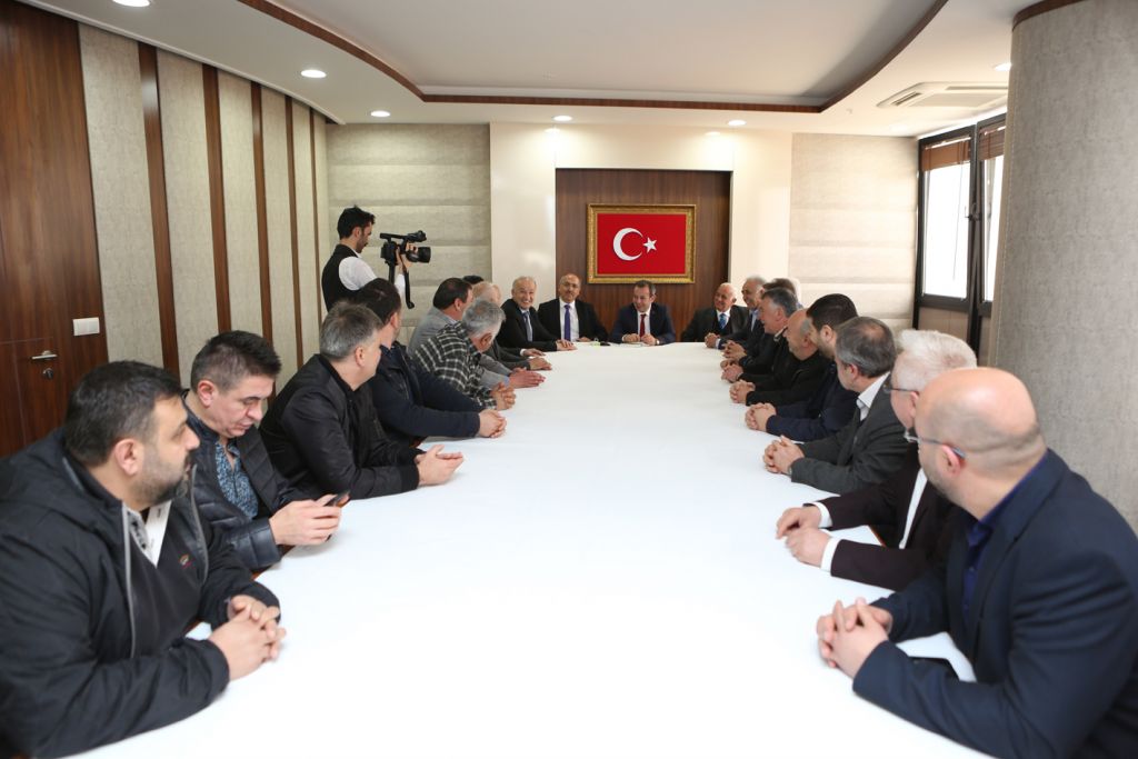 Bolu Belediye Başkanı Tanju Özcan'a Boluspor Kulübü'nden nezaket ziyareti